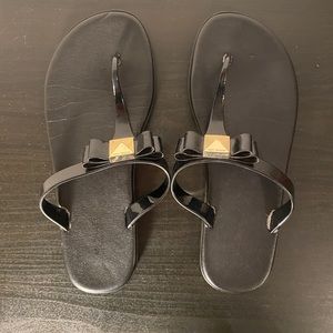 Michael Kors slide size 6.5